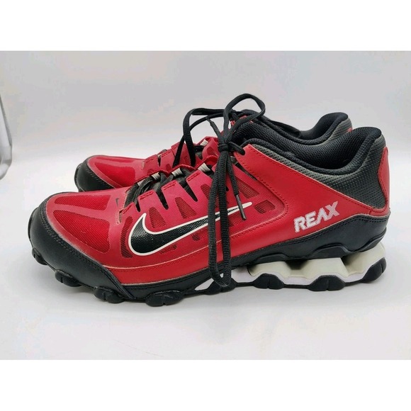 NIKE REAX TR Shoes SIZE 9.5 RED Black WHITE 621716-600 Air Max RUNNING Training - Picture 1 of 8